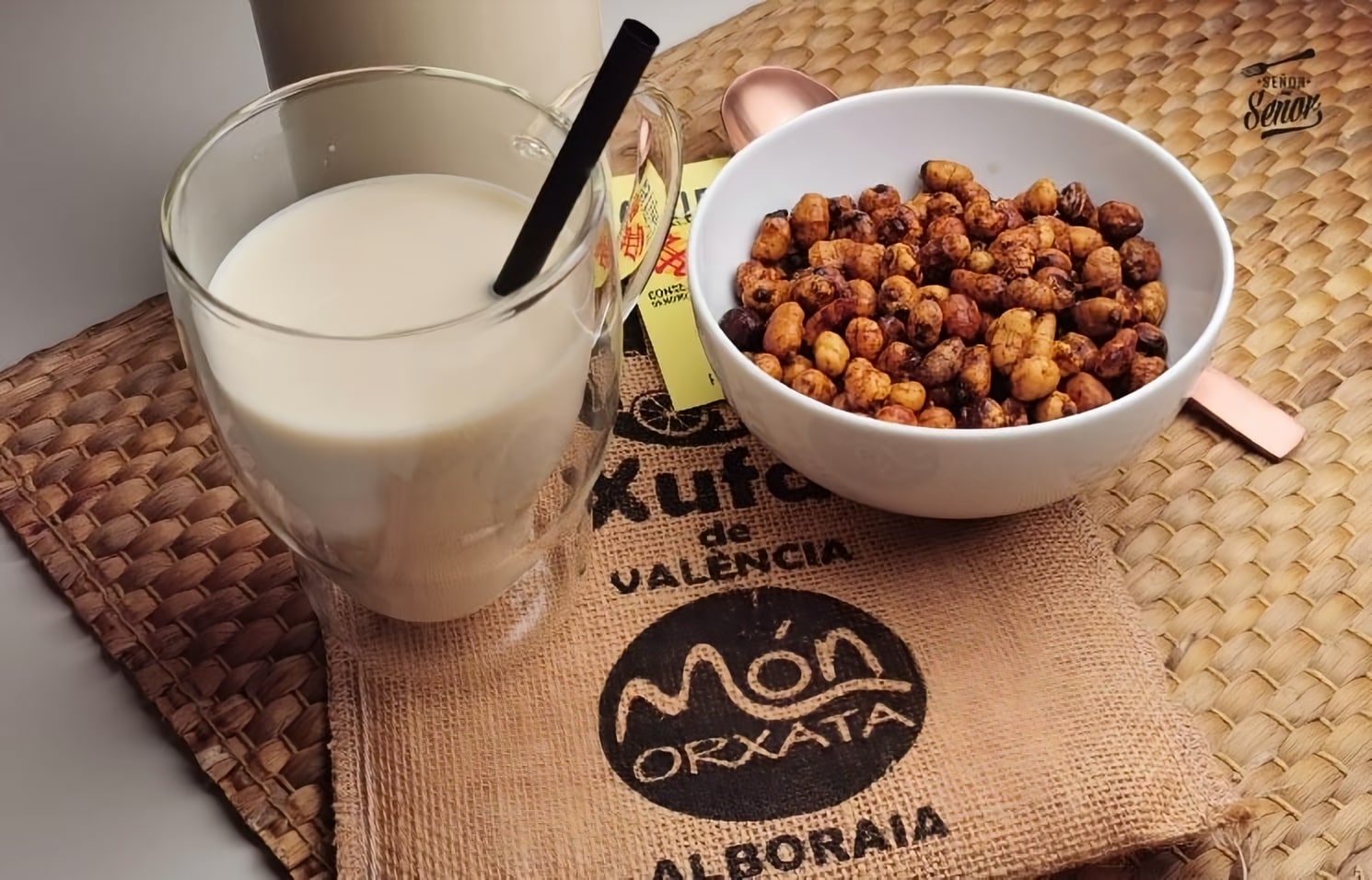 Horchata Casera de Chufa Valenciana (Homemade Valencia Tiger Nut Horchata)