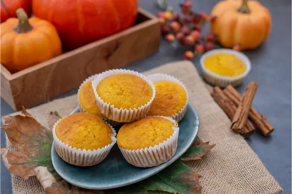 Pumpkin Muffins with Canned Pumpkin