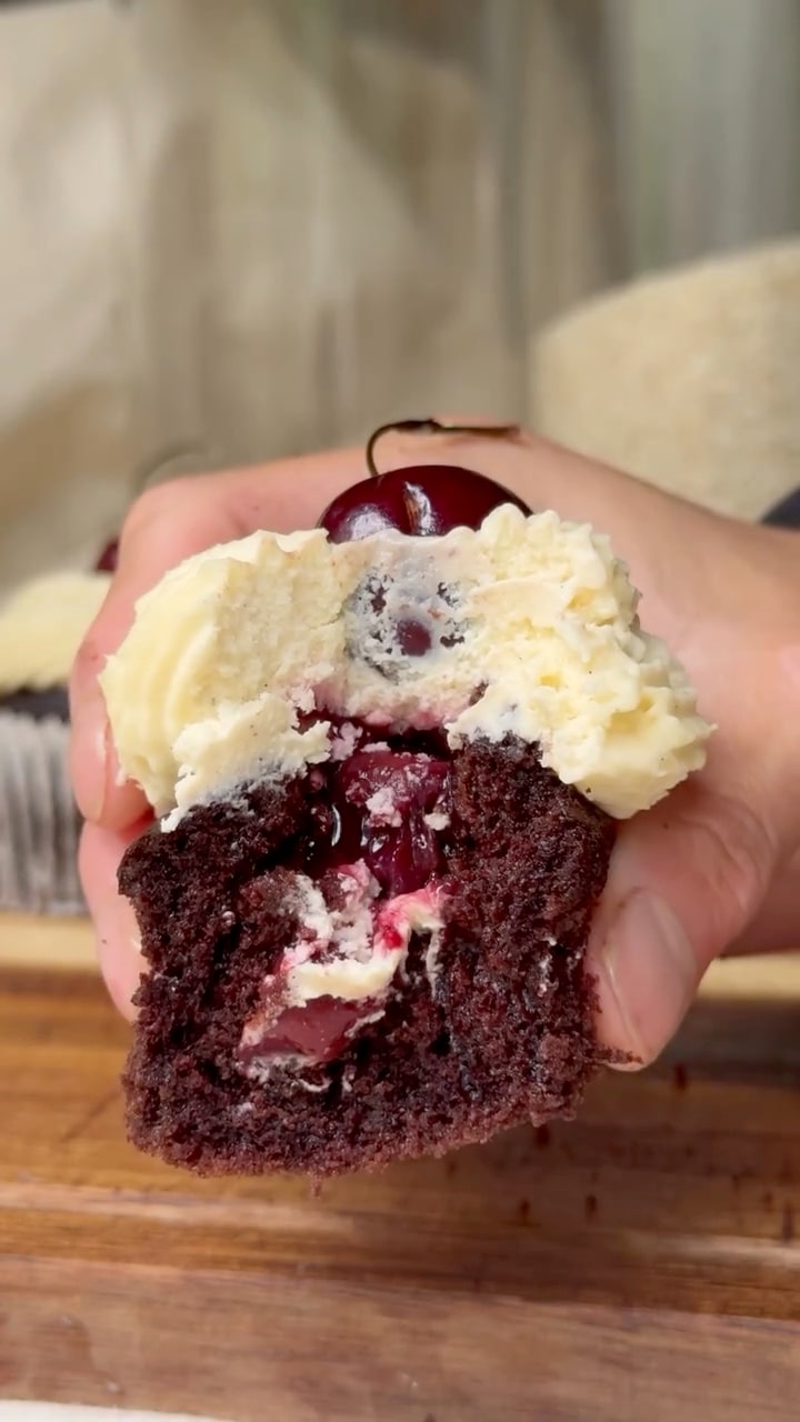 Black Forest Cupcakes