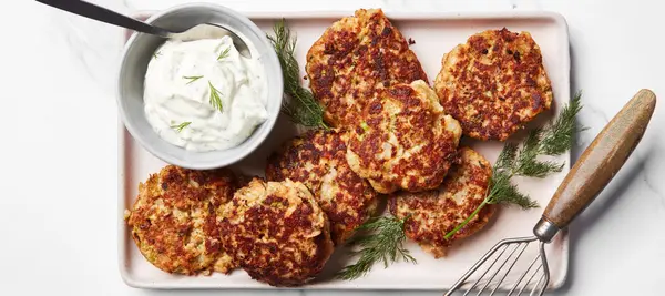 Salmon Croquettes with Dill Sauce