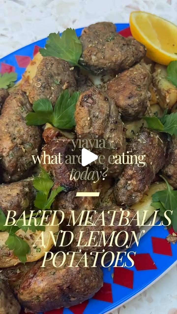Keftedes Me Lemonates Patates Sto Forno (Baked Meatballs & Lemon Potatoes)
