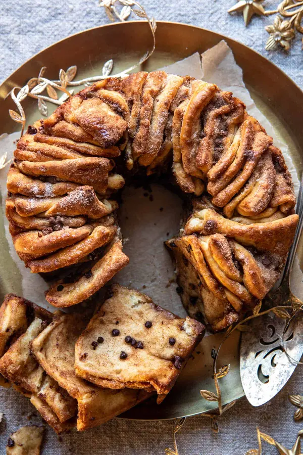 Chocolate Cinnamon Sugar Pull Apart Wreath
