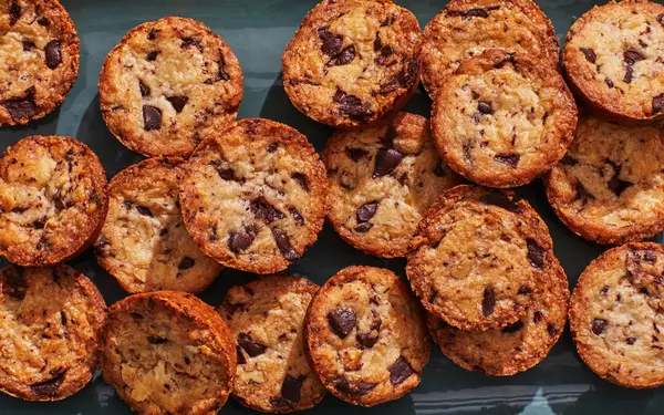 Caramel Crunch–Chocolate Chunklet Cookies