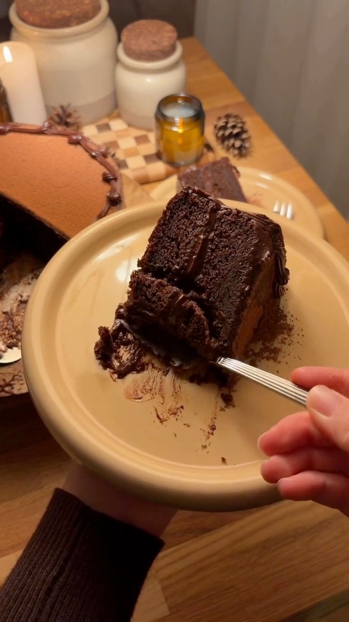 Olive Oil Chocolate Cake with Ganache