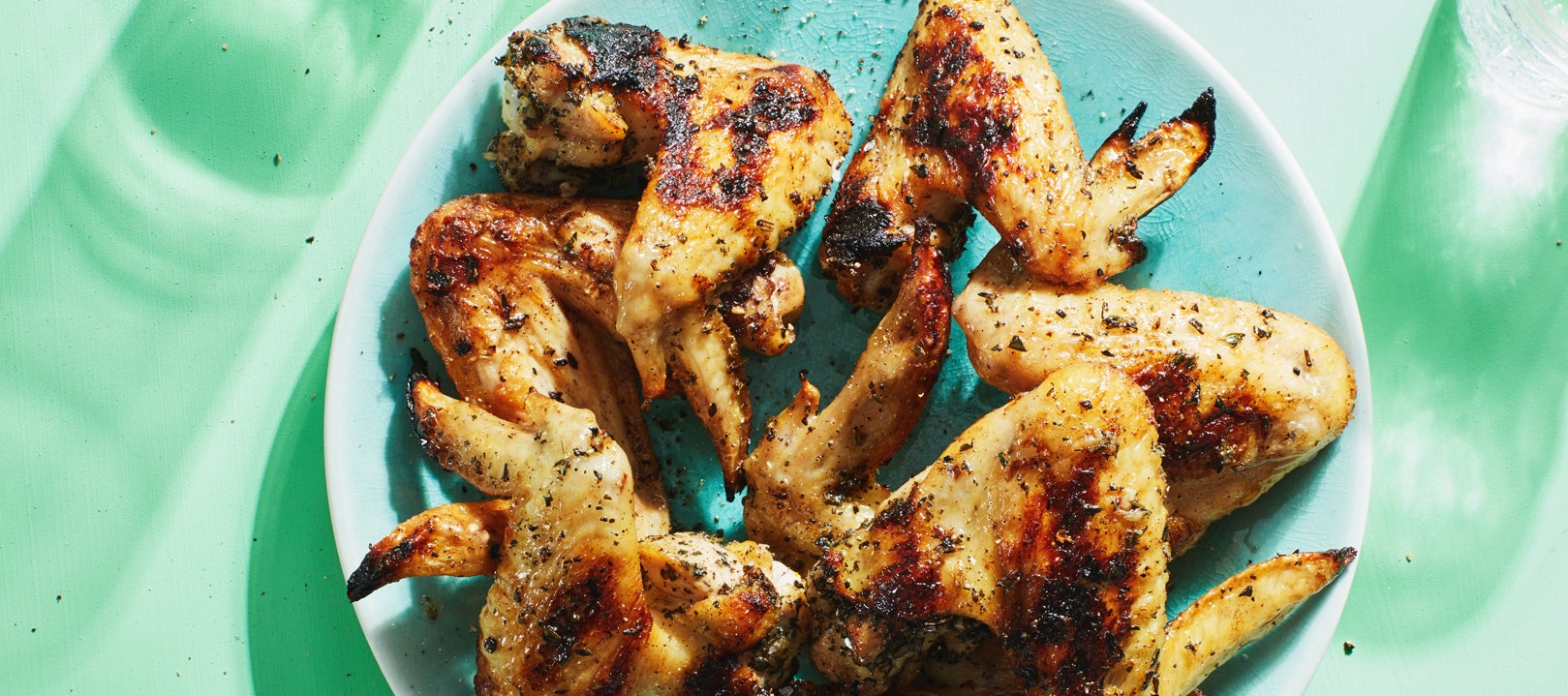 3-Ingredient Garlic-Herb Grilled Chicken Wings