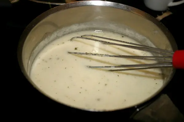 Thickening Sauces