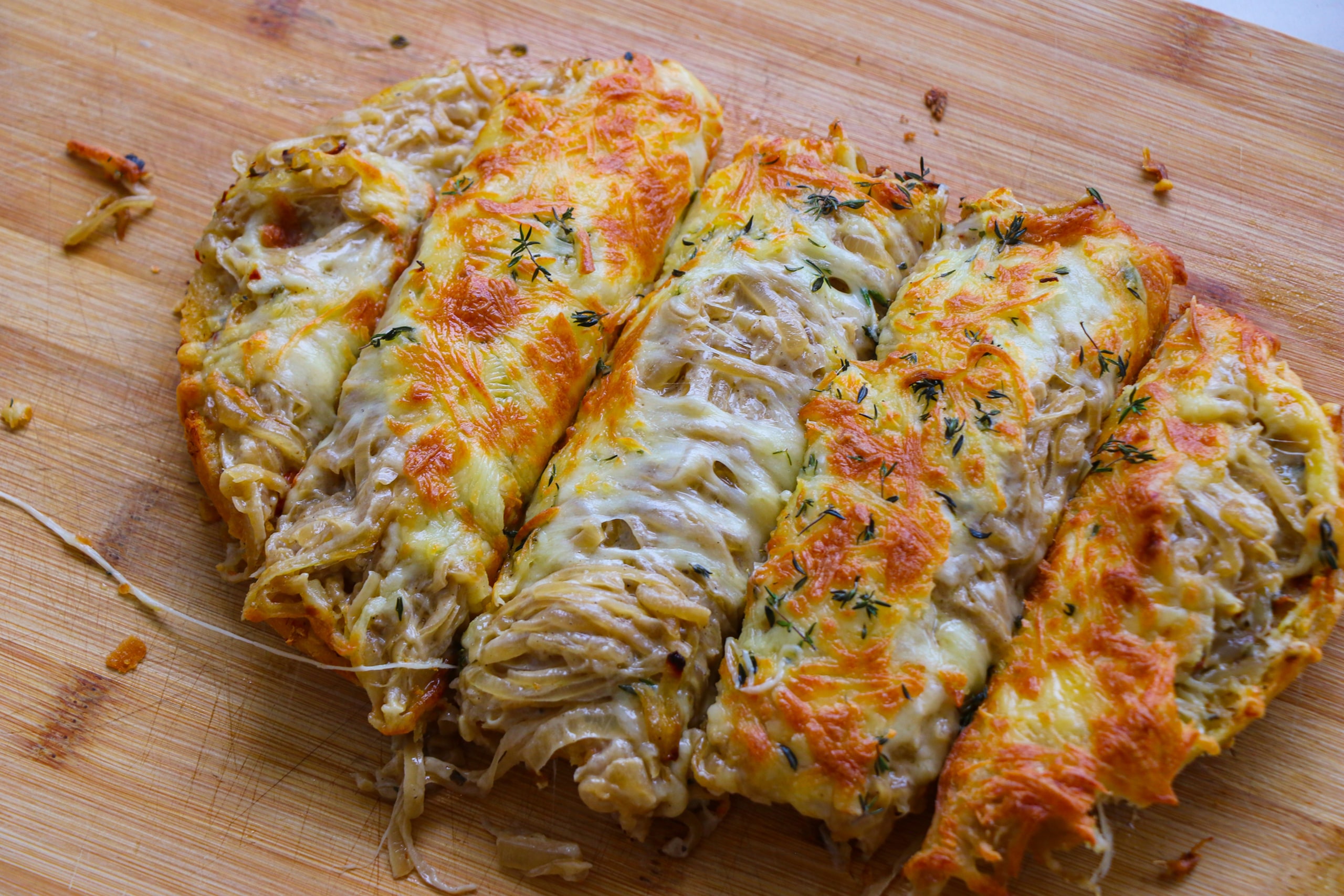 French Onion Garlic Bread