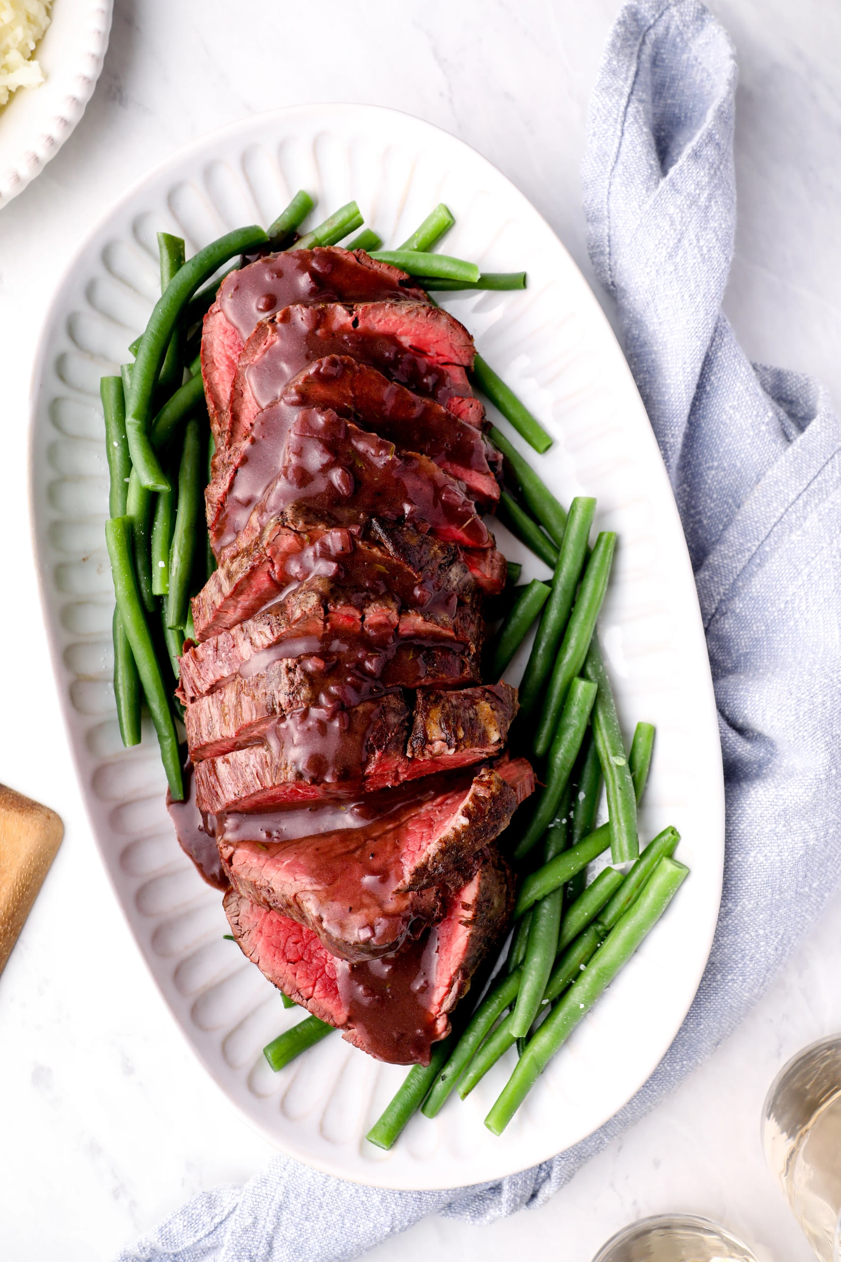 Roast Beef Tenderloin with Wine Sauce